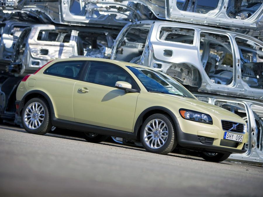  Volvo C30 T5 2006 года  (фото 3 из 9)